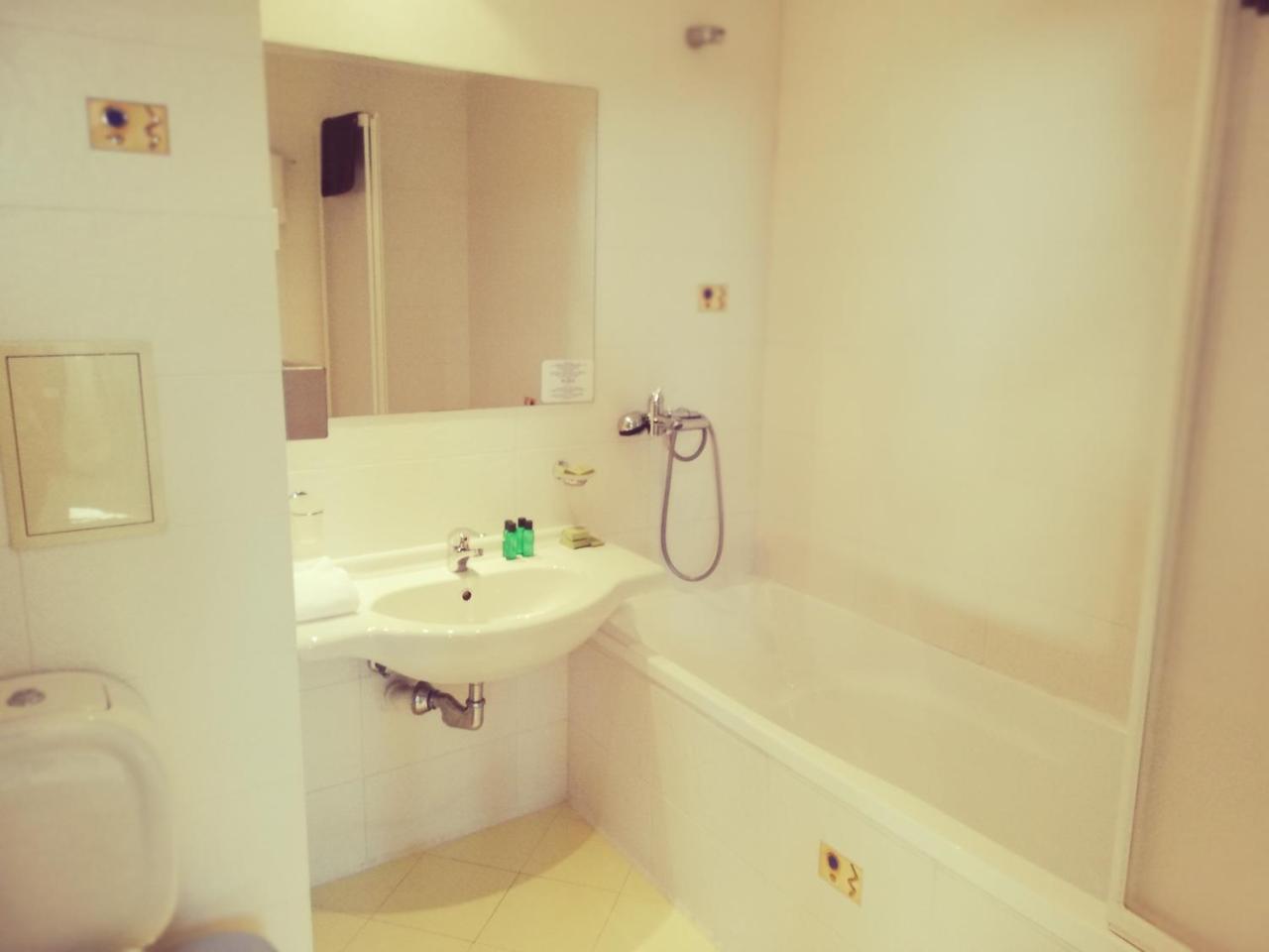 Hotel Plaza Burgas Luaran gambar